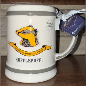 Super Cute 🥰 Rae Dunn Double Side “HUFFLEPUFF” Harry Potter Mug - New